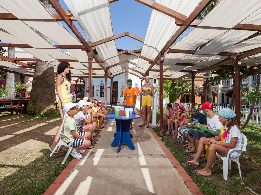 Club Tarhan Beach Didim Exterior photo