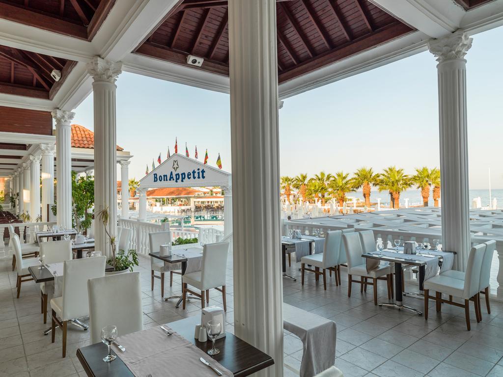 Club Tarhan Beach Didim Exterior photo